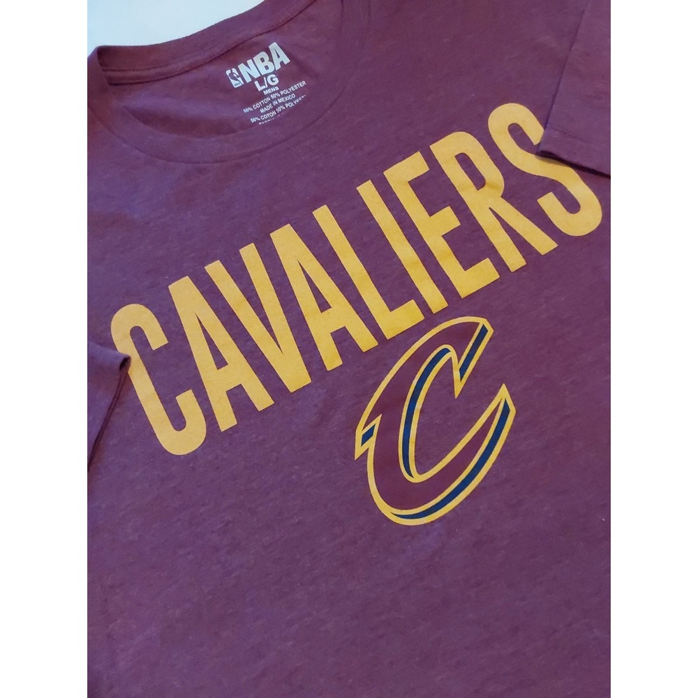 Cleveland Cavaliers Men's Shirt Sz Large Red NBA Basketball Cavs Tee Graphic